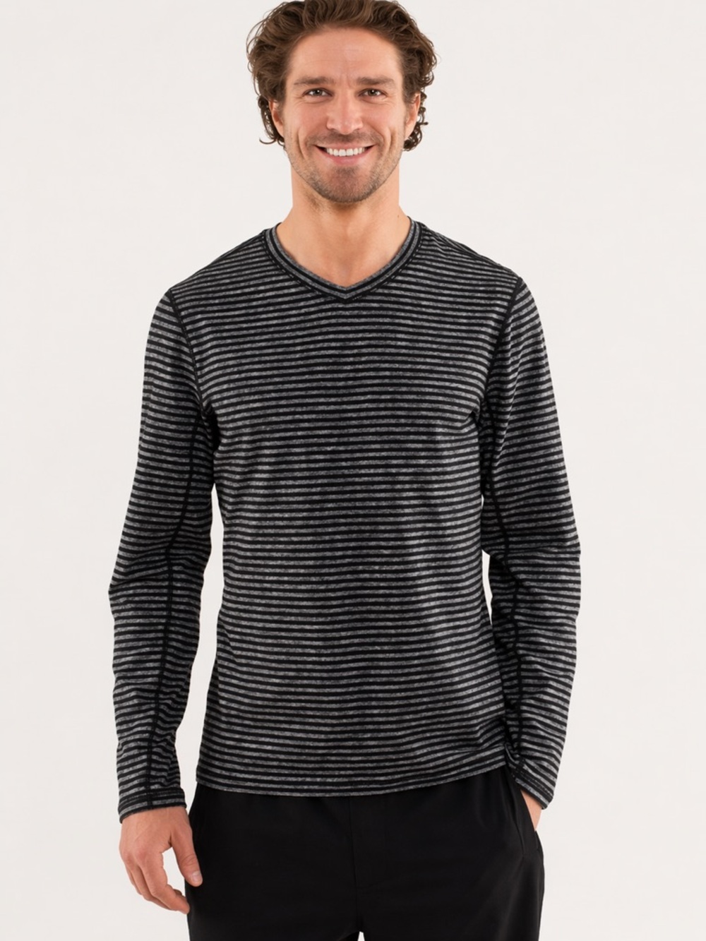 Lululemon Men’s Speed Long Sleeve Black Gray Stripe Athletic Tee Shirt Large
